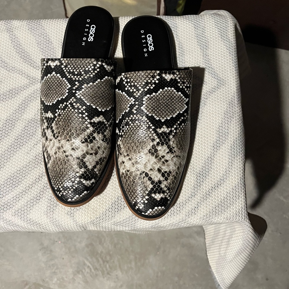 Mens mule size 10